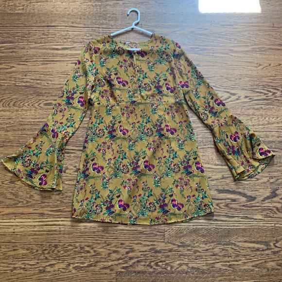 Beautiful Brown, Purple, and Pink dress with Amazing designs. - Picture 1 of 3